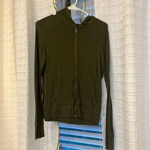 Aero light weight jacket , olive green, size:medium